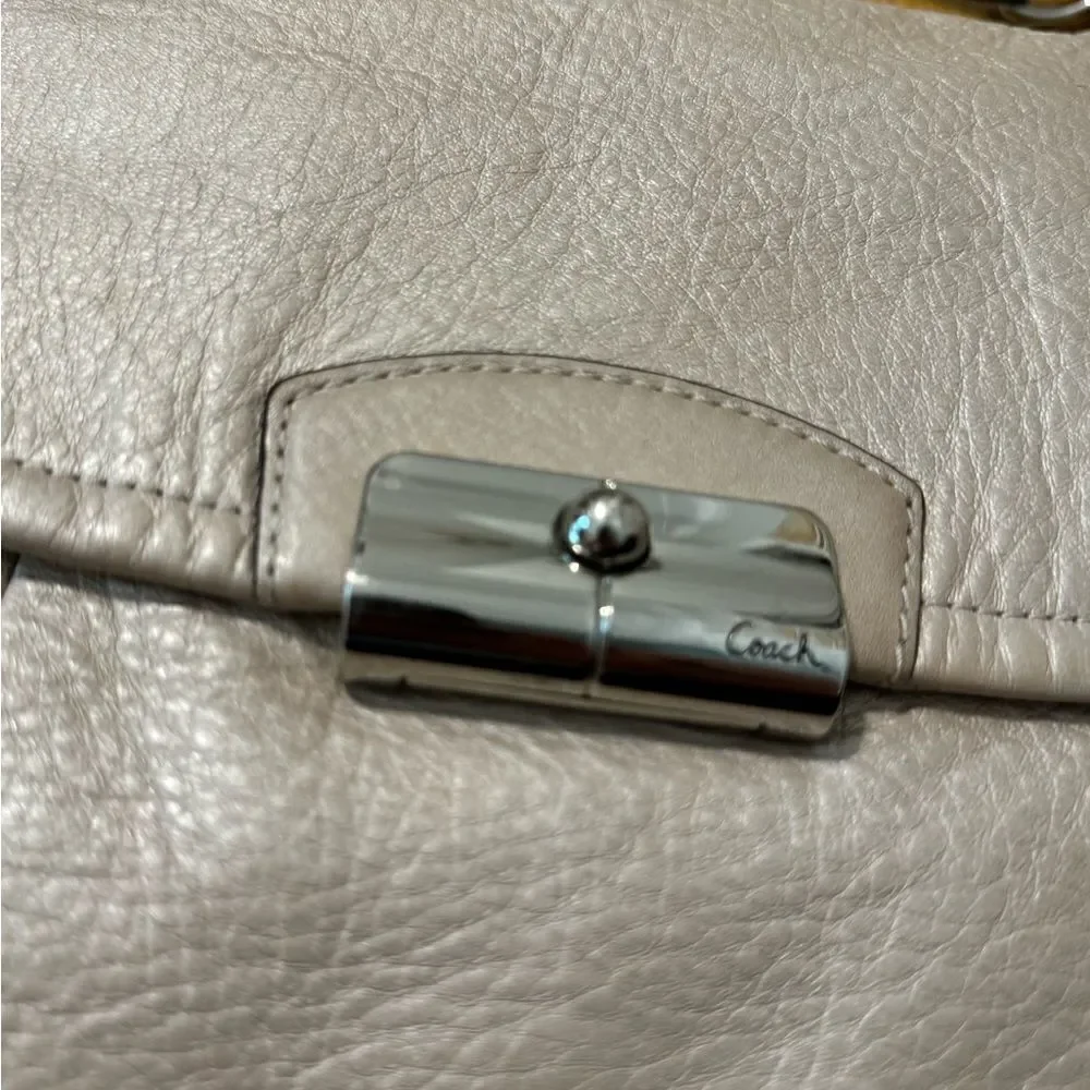 Coach Kristin Leather Large Hobo F22309 Champagne Silver Shoulder Handbag Purse